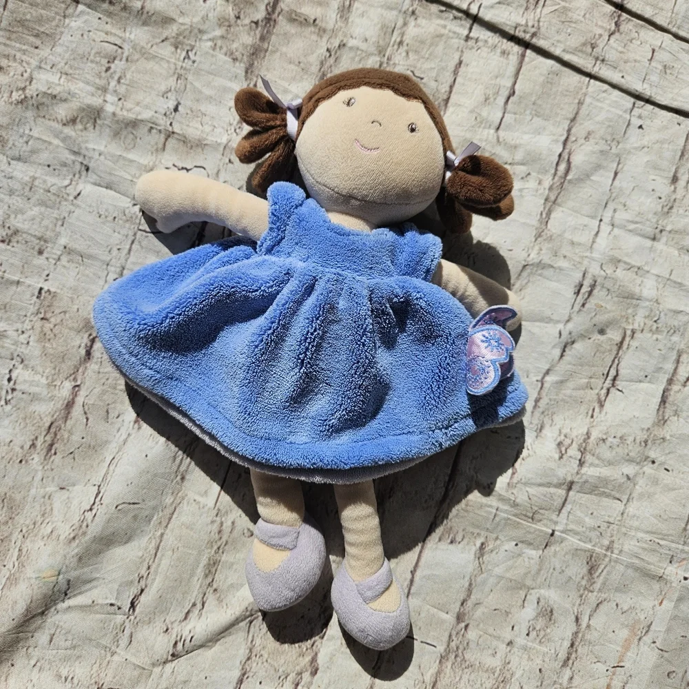 Root & Twig Pari Doll 3.7 Inches‎